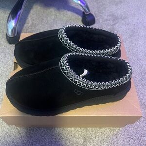 Ugg Tasman slipper